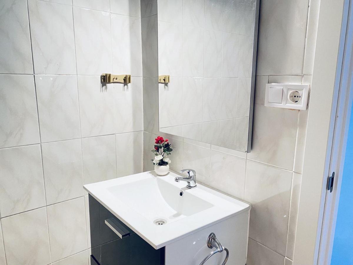Apartamento Doble Exterior En La Gran Via #45 De Madrid 7-2 Εξωτερικό φωτογραφία